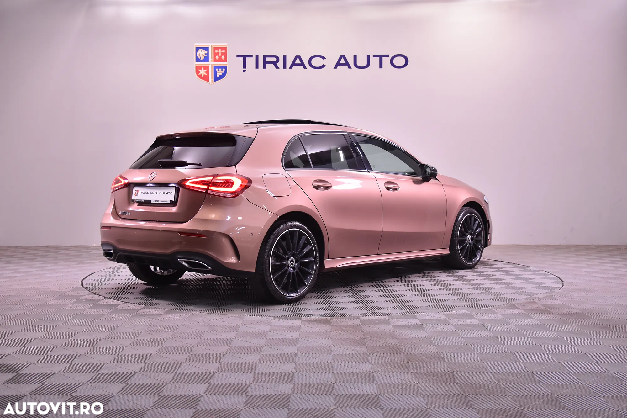 Mercedes-Benz A 250 e 8G-DCT Edition AMG Line - 5
