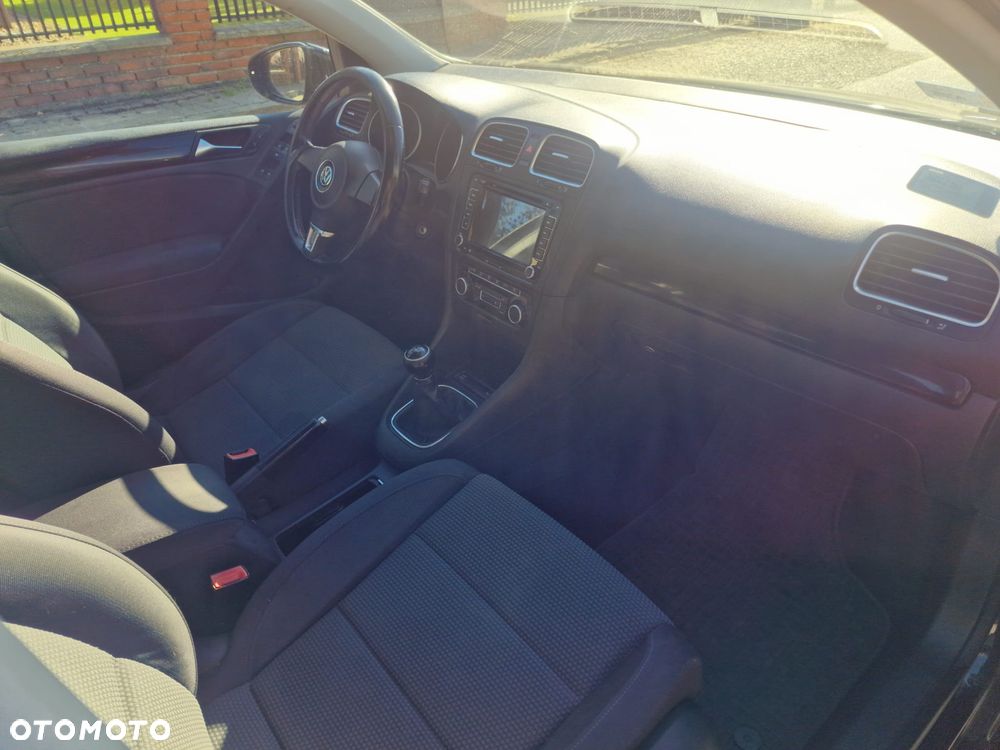 Volkswagen Golf - 12