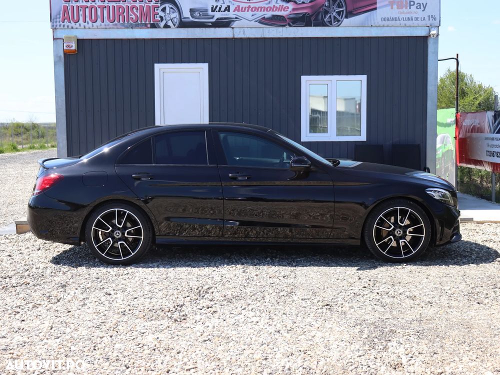 Mercedes-Benz C 220 d 4Matic 9G-TRONIC AMG Line - 20