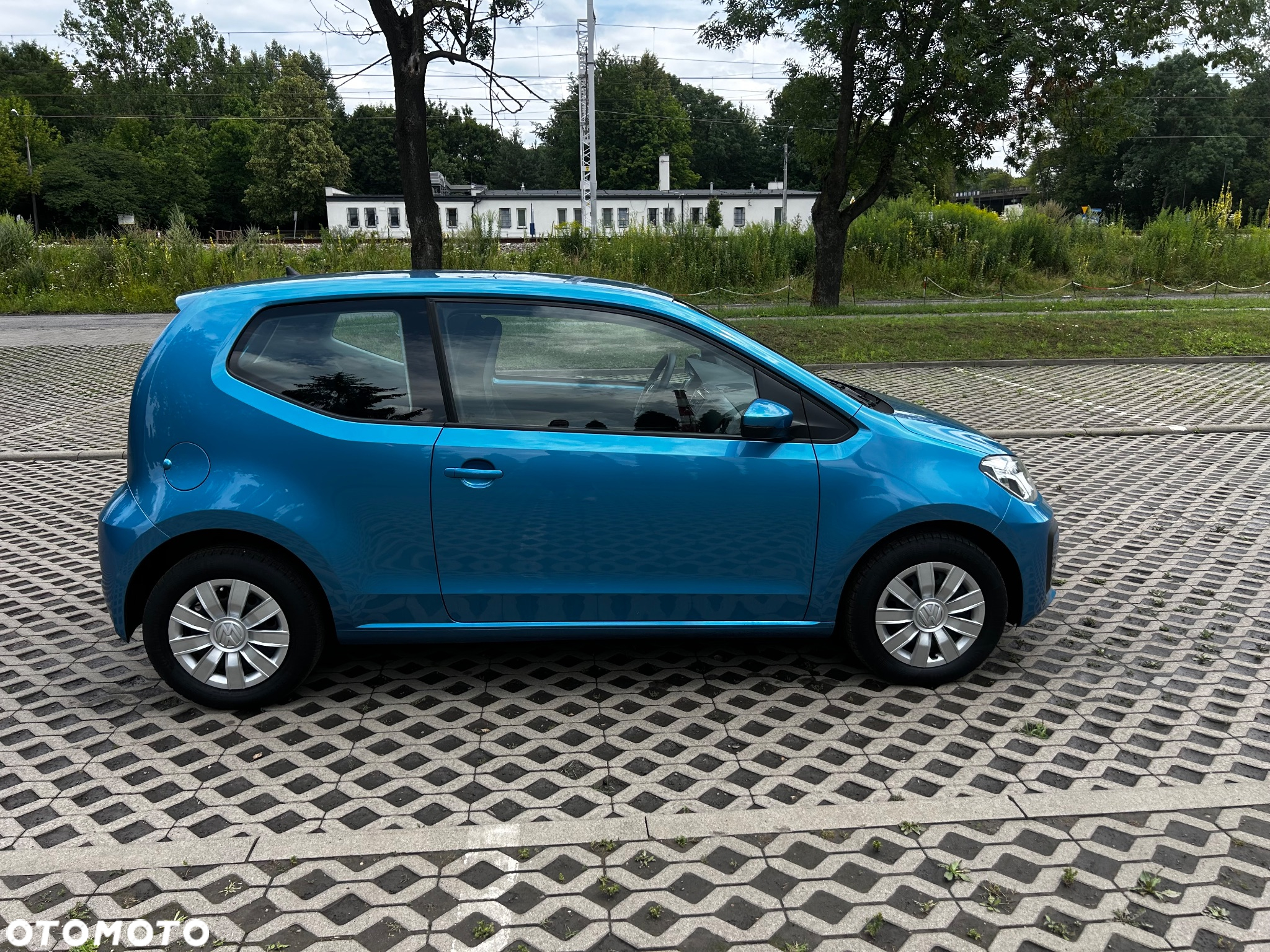 Volkswagen up! 1.0 move - 10