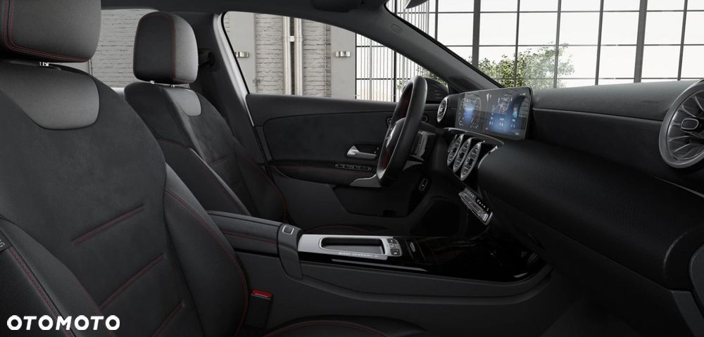 Mercedes-Benz Klasa A 220 4-Matic AMG Line 8G-DCT - 7