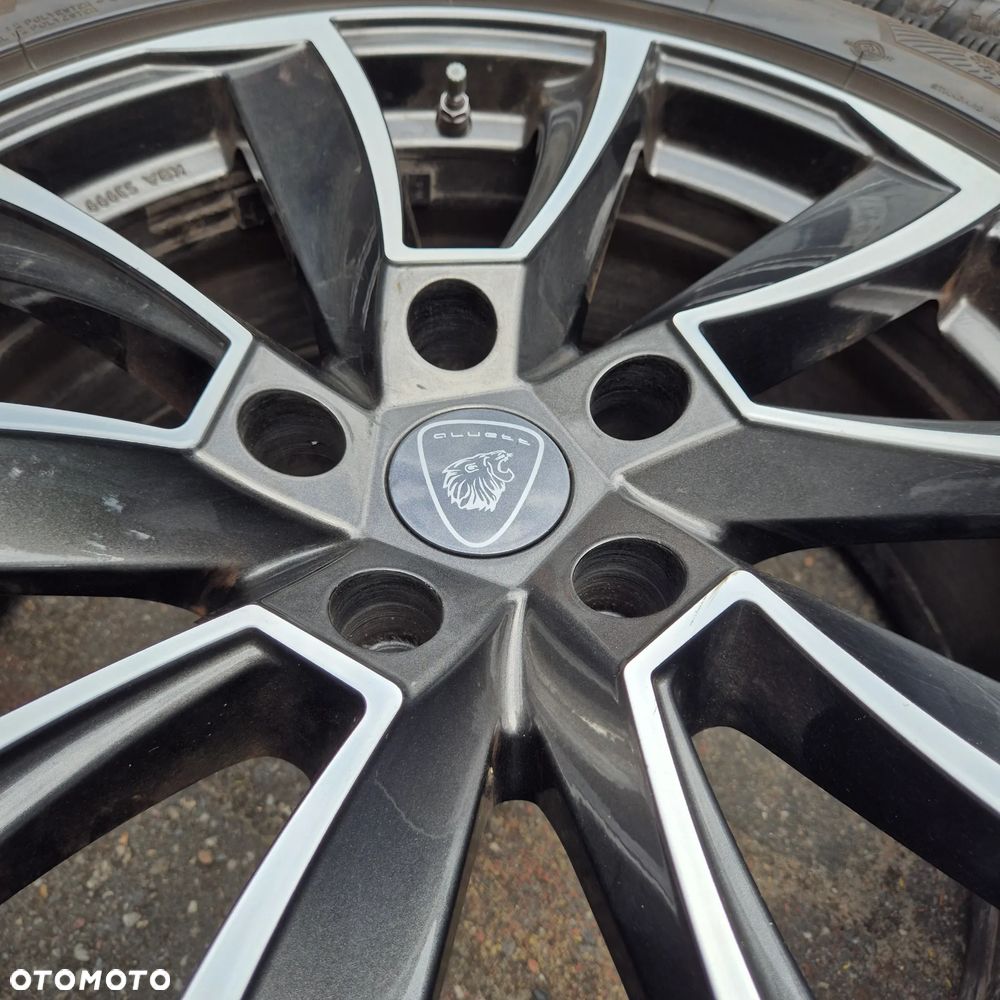 ZIMA 235/50 R19 HYUNDAI TUCSON IX35 KIA SPORTAGE OUTLANDER COMPASS RAV 4 - 3