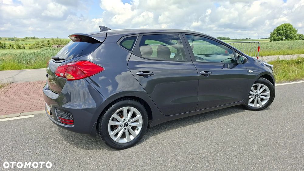 Kia Ceed 1.4 Business Line - 31
