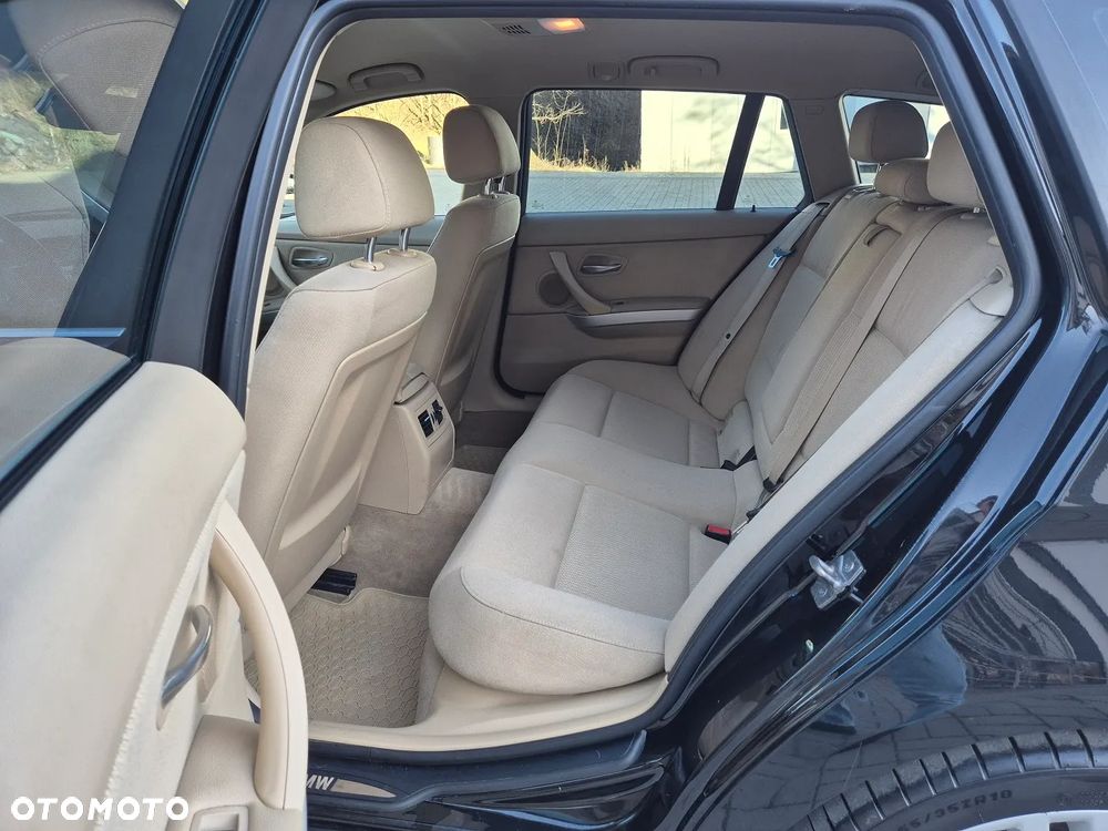BMW Seria 3 320d - 20