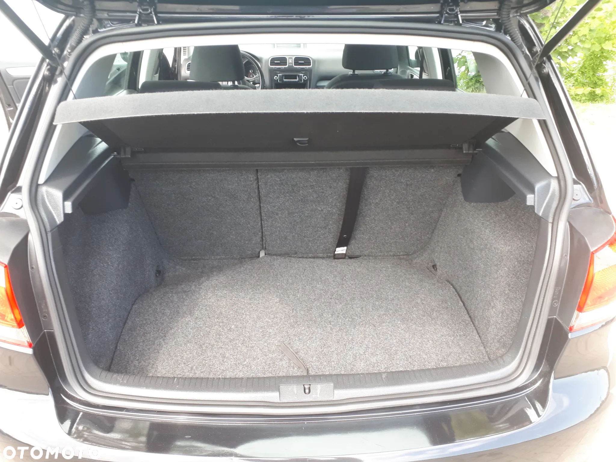 Volkswagen Golf - 12