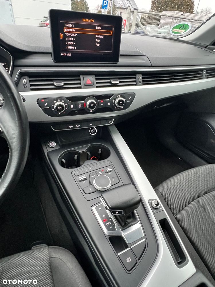 Audi A4 Avant 1.4 TFSI S tronic design - 13