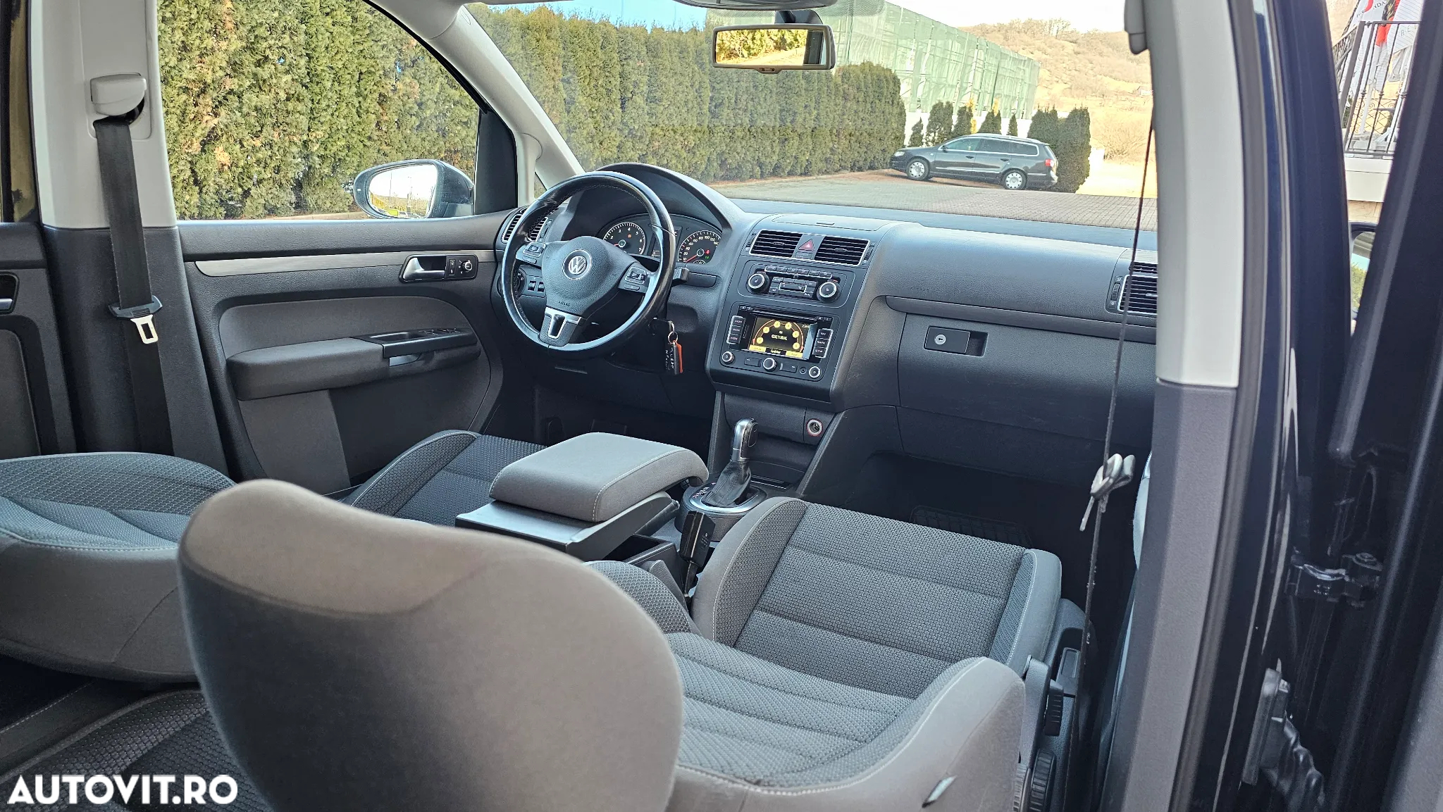 Volkswagen Touran 1.4 TSI DSG Highline - 10