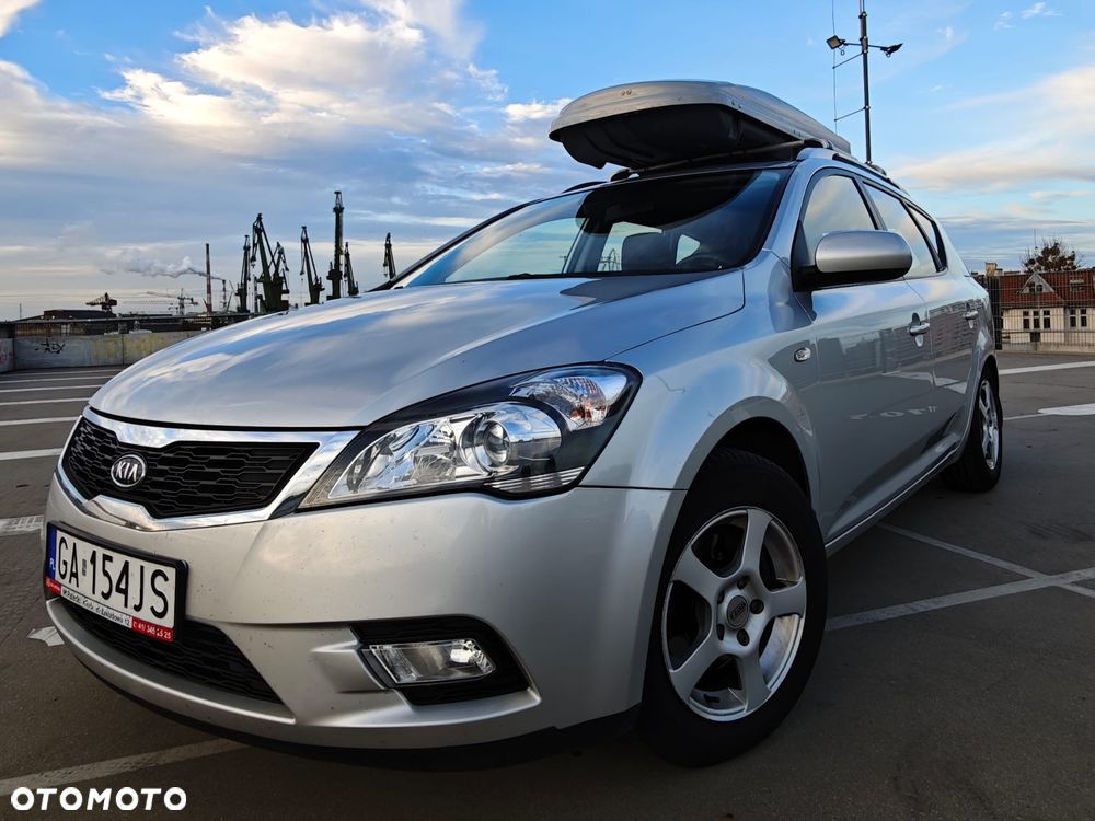 Kia Ceed - 1