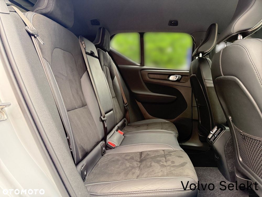 Volvo XC 40 - 26