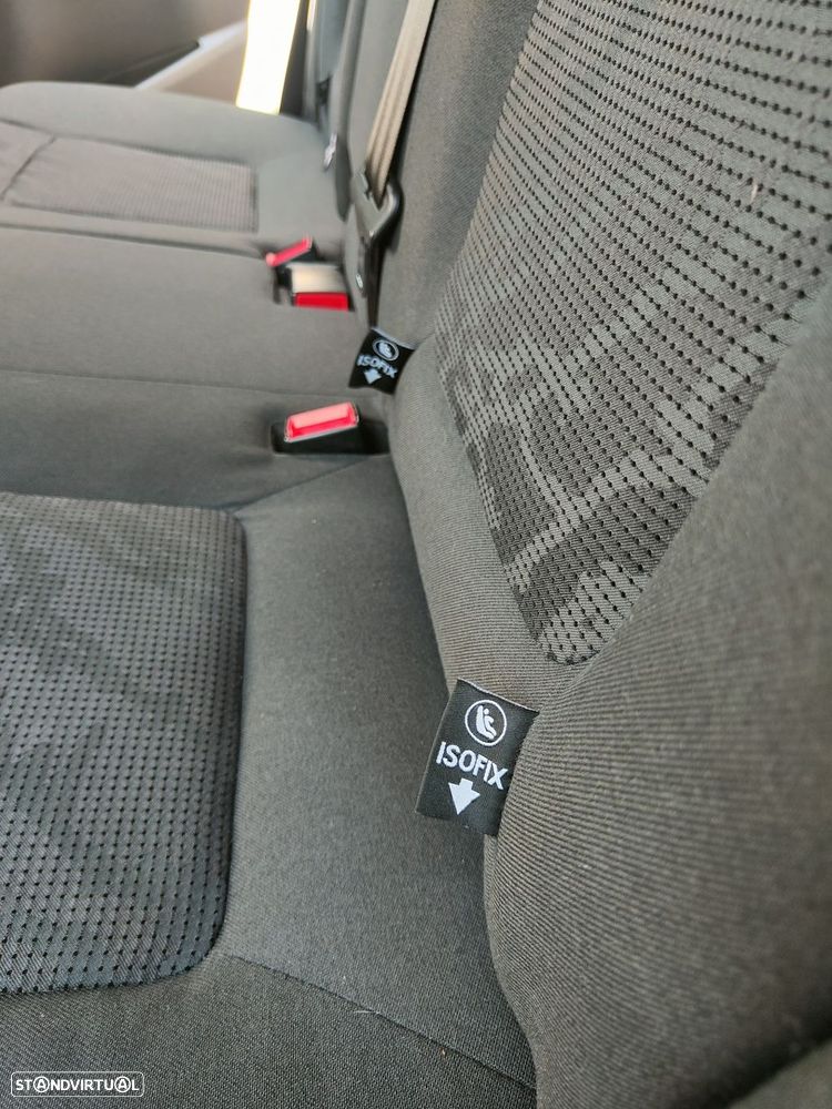 Peugeot 3008 2.0 HDi Hybrid4 - 29