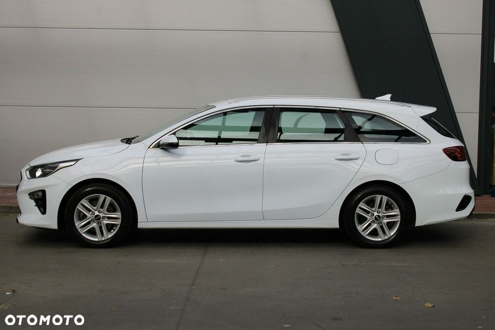 Kia Ceed 1.5 T-GDI Business Line - 40