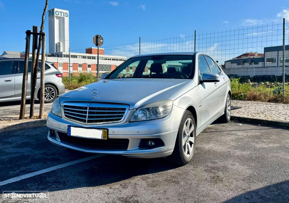 Mercedes-Benz C 220 CDI Avantgarde BlueEfficiency Aut. - 12