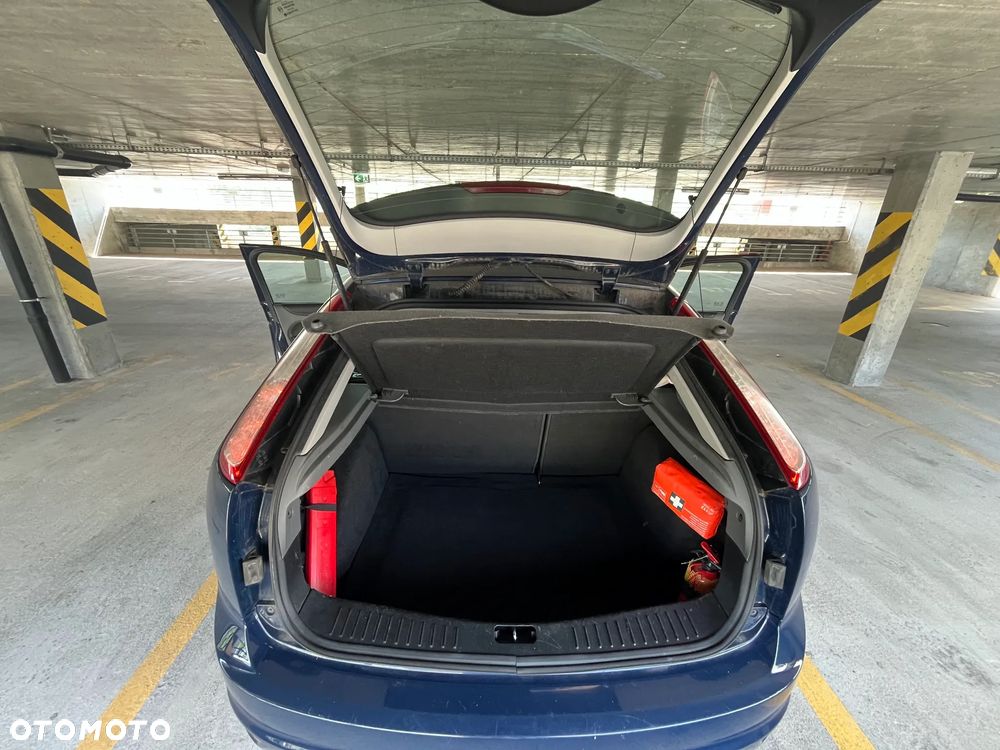 Ford Focus 1.6 Ambiente - 5