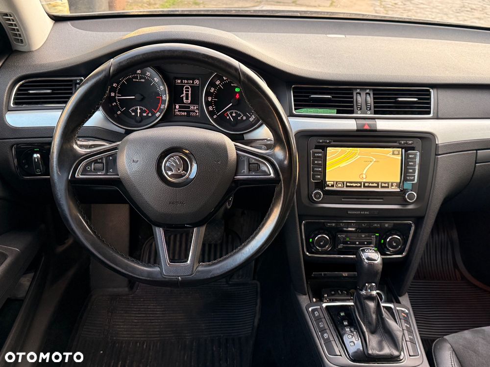 Skoda Superb 2.0 TDI L&K DSG - 12