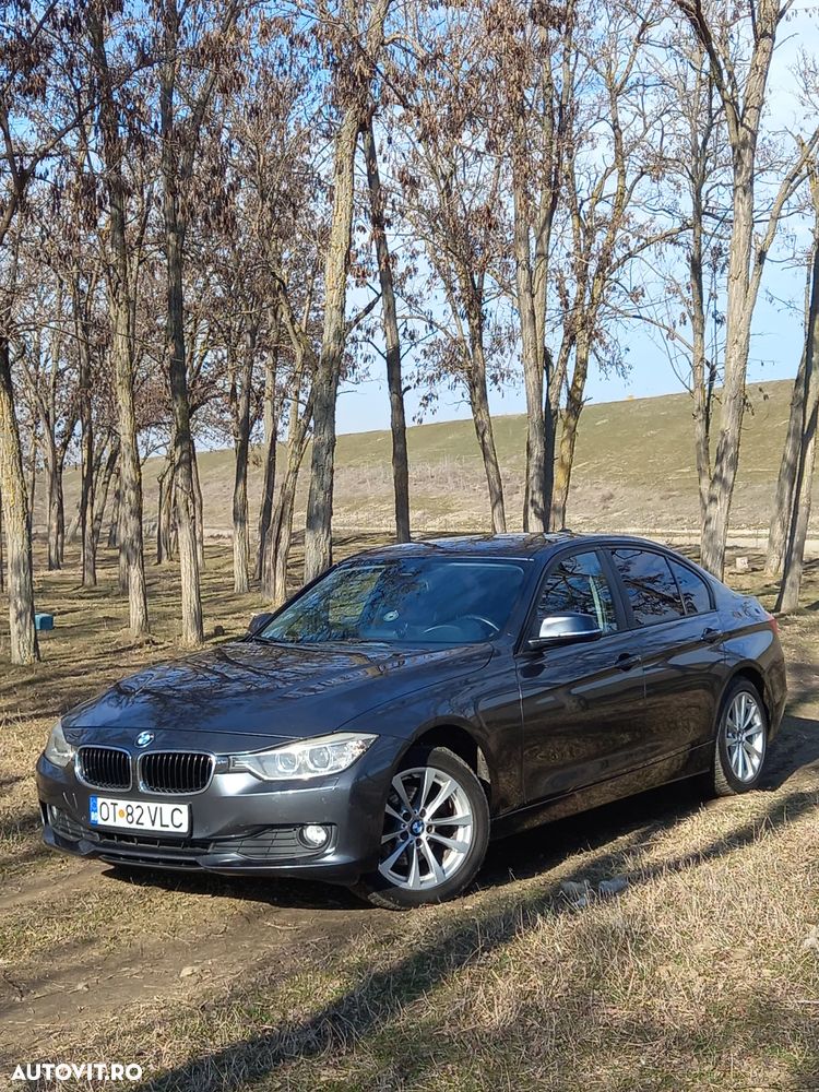 BMW Seria 3 320d xDrive DPF - 23