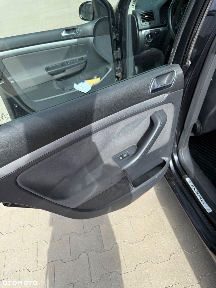 Volkswagen Golf 1.9 TDI Trendline - 11