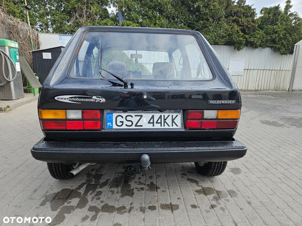 Volkswagen Golf - 22