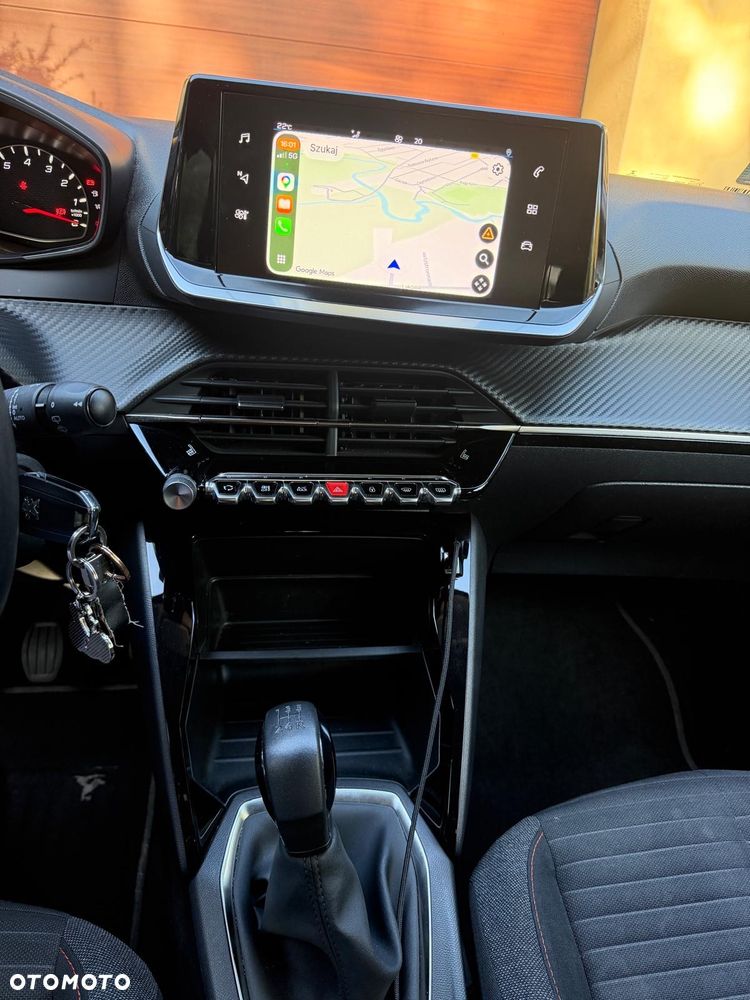 Peugeot 208 - 3