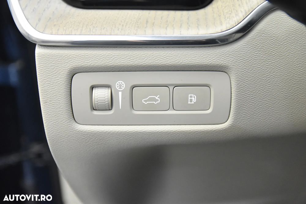 Volvo XC 60 T8 AWD Recharge Geartronic Inscription - 16