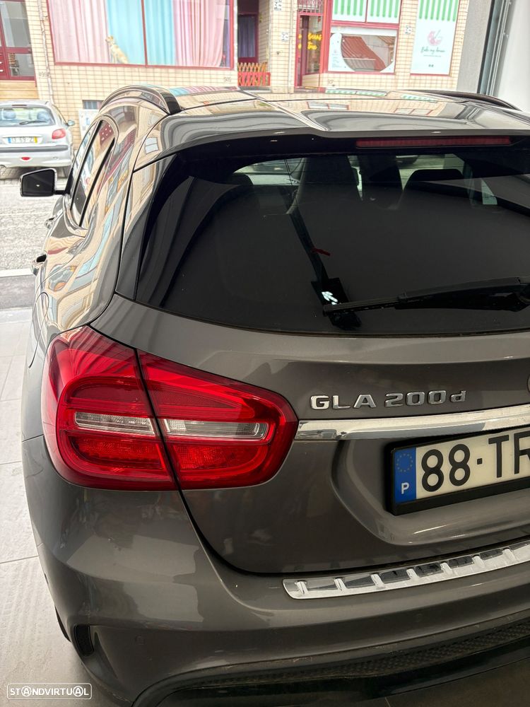 Mercedes-Benz GLA 200 CDi AMG Line - 7