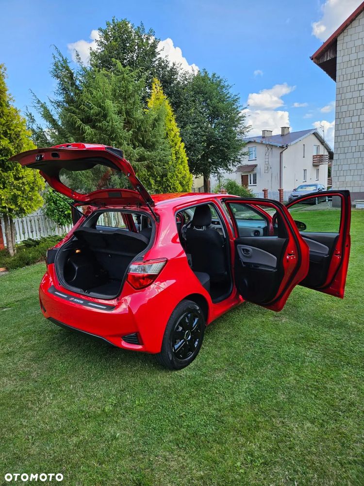 Toyota Yaris 1.0 VVT-i - 15