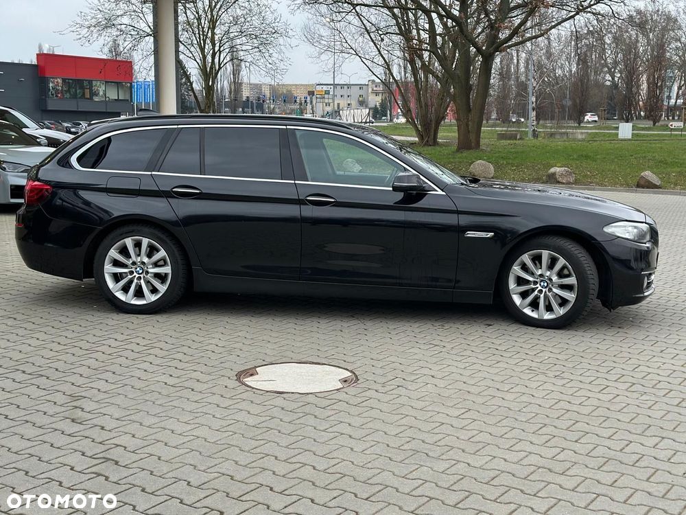 BMW Seria 5 525d xDrive Luxury Line - 17