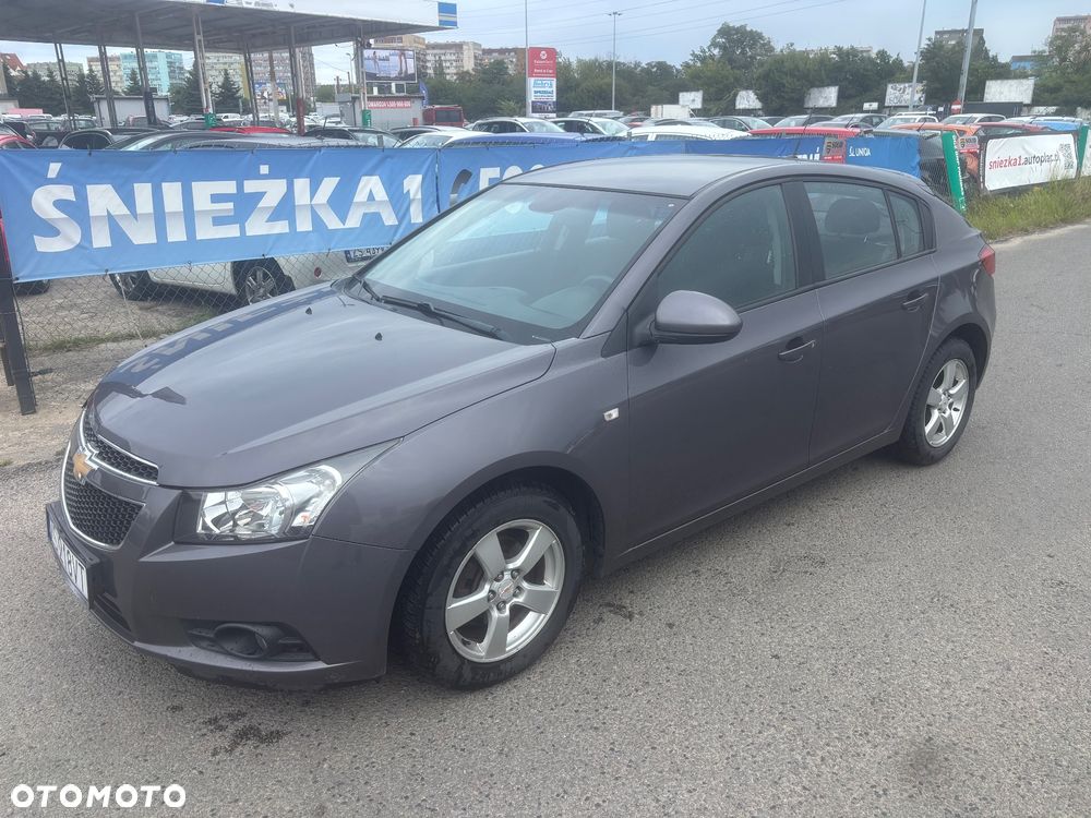 Chevrolet Cruze 1.6 LT - 1