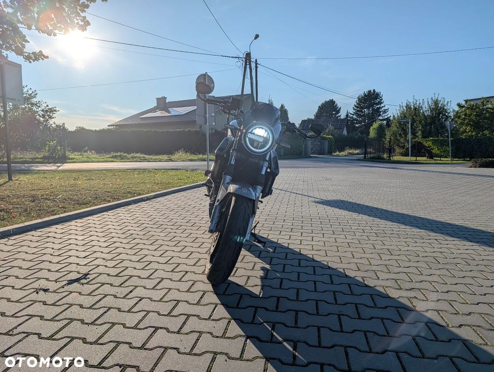 Suzuki SV - 8