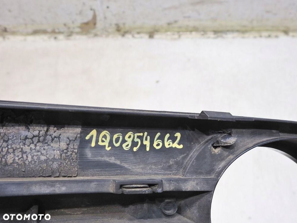 KRATKA ZDERZAKA PRAWA LK7X VW EOS 1Q0854662 - 4