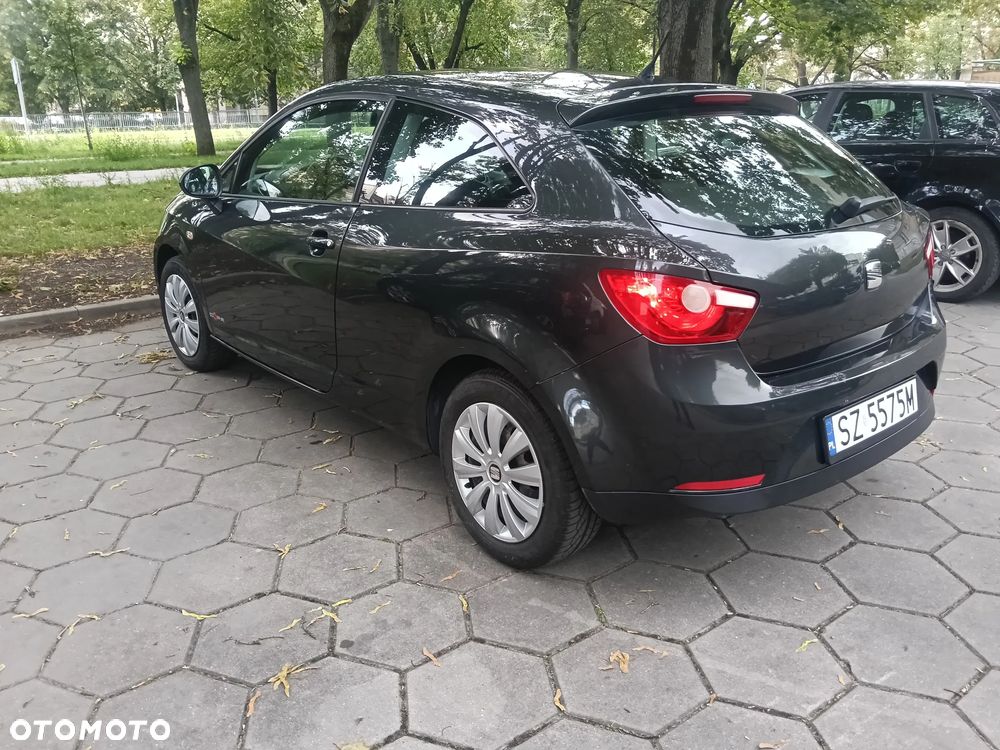 Seat Ibiza SC 1.4 16V Style - 11
