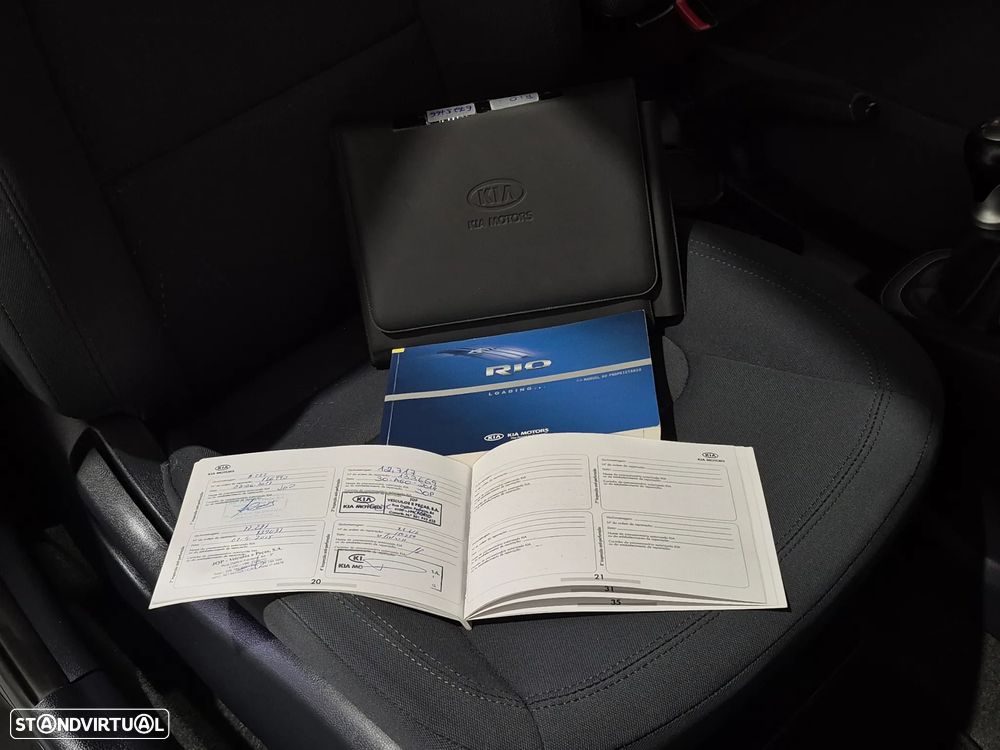Kia Rio 1.2 CVVT LX - 24
