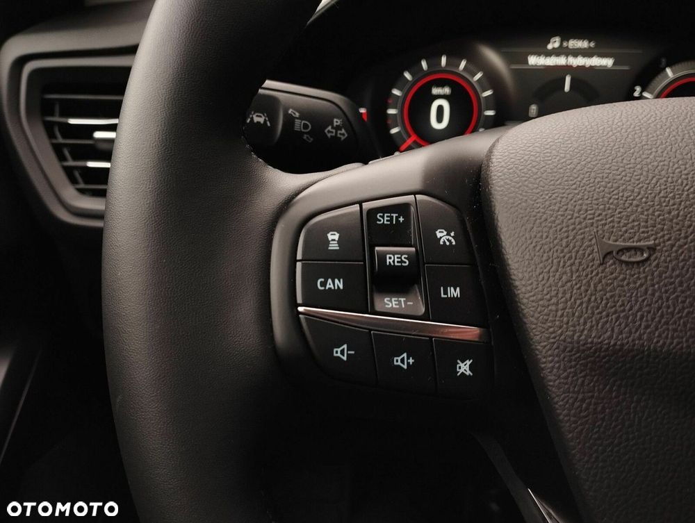 Ford Focus 1.0 EcoBoost mHEV Titanium X - 34