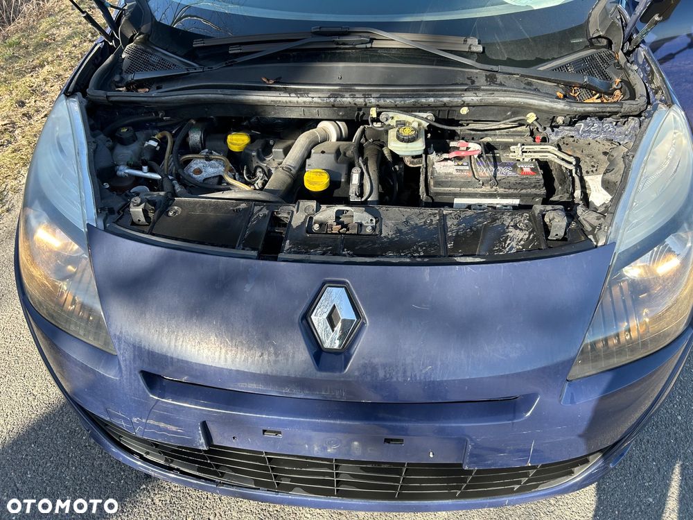 Renault Grand Scenic - 9