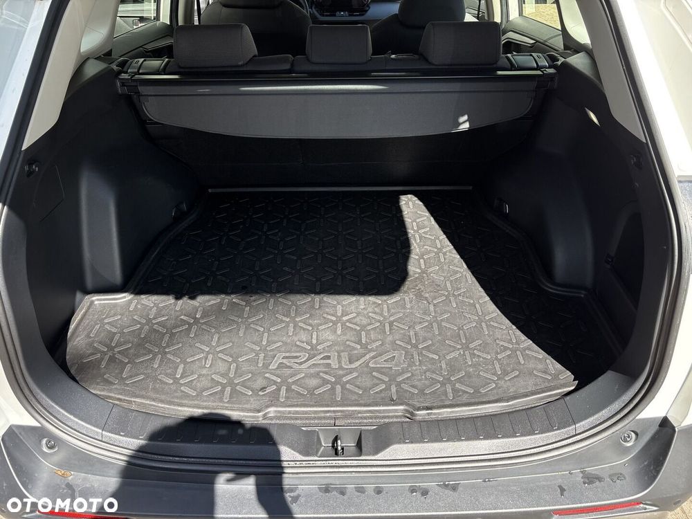 Toyota RAV4 - 13