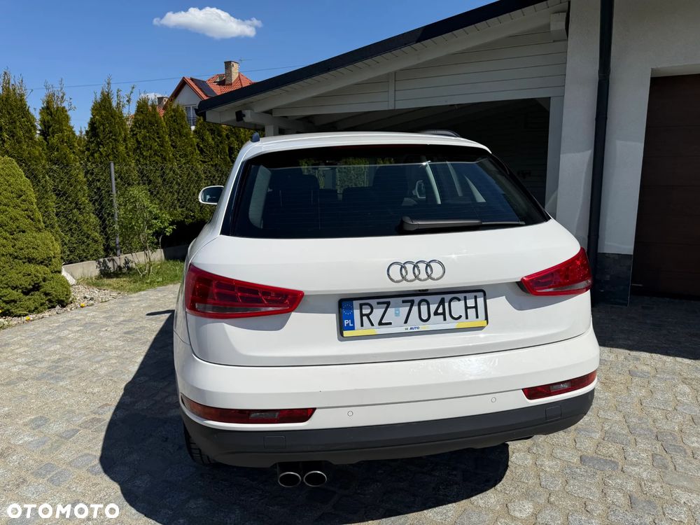 Audi Q3 1.4 TFSI S tronic - 24