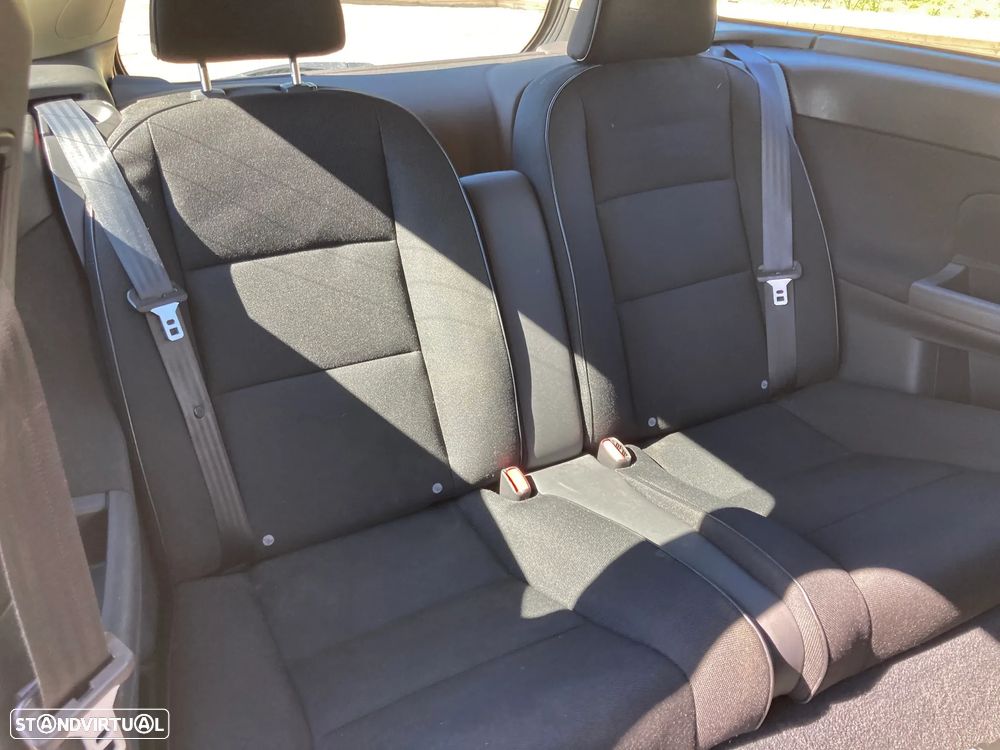 Volvo C30 D2 - 11