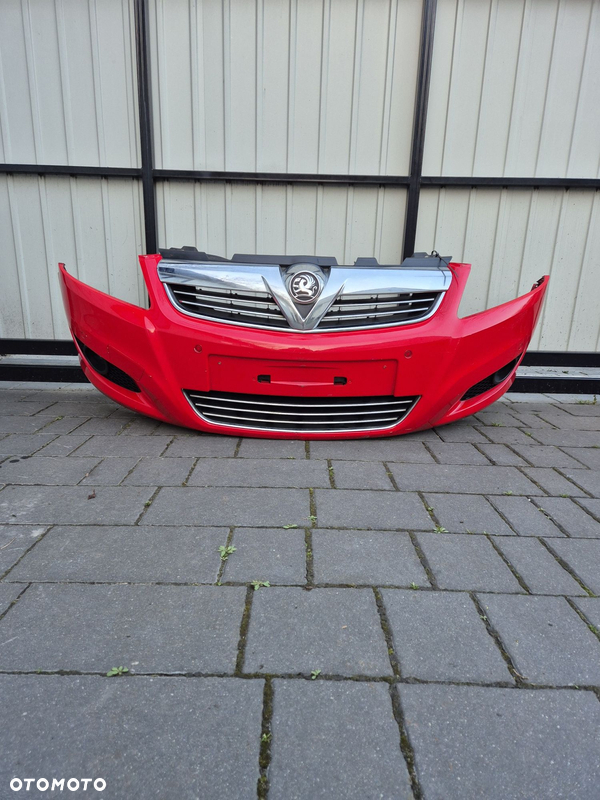 Zderzak przód przedni Opel Zafira B lift rok 12 kod Z50B 4xpdc