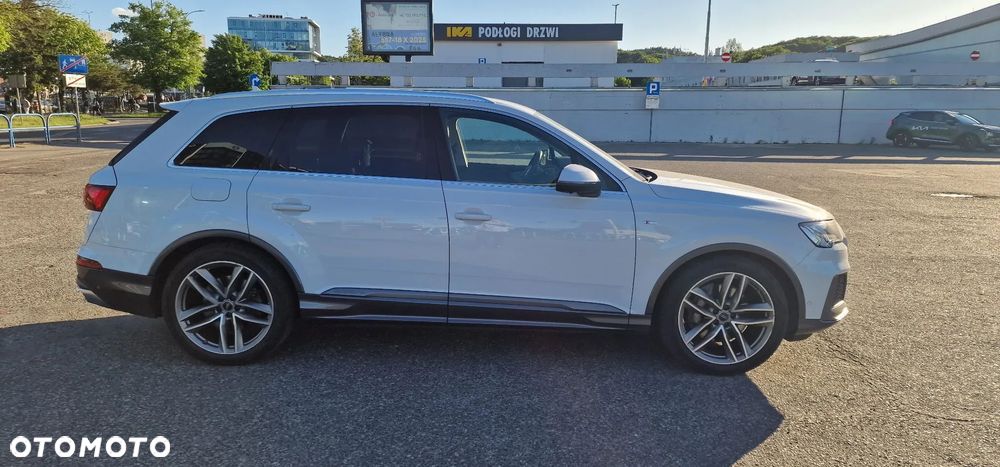Audi Q7 50 TDI mHEV Quattro S Line Tiptr - 5