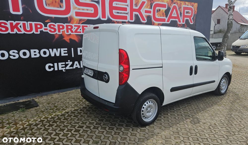Opel COMBO - 4