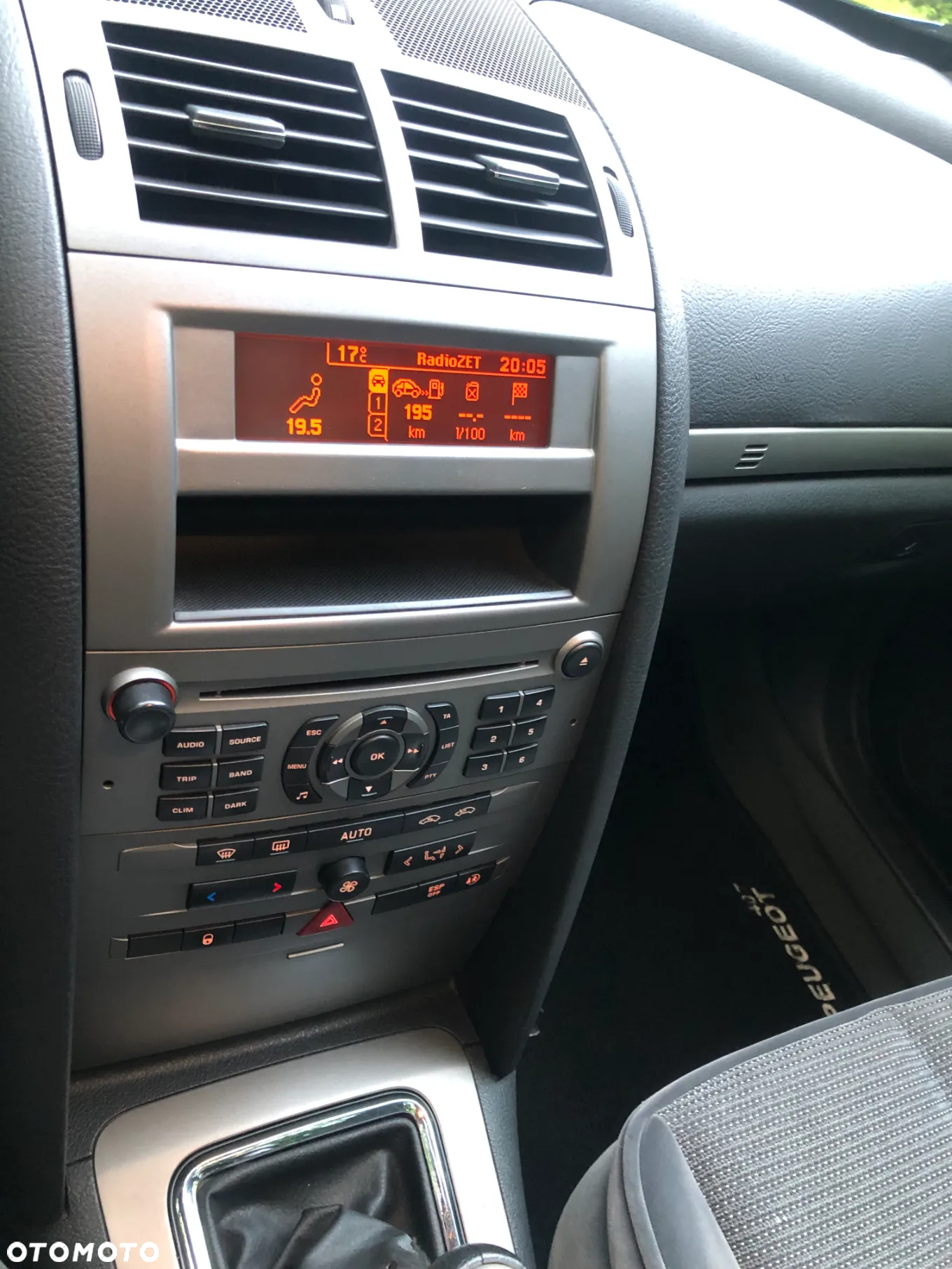 Peugeot 407 - 30