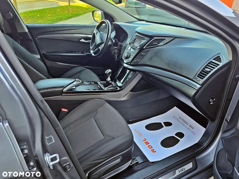 Hyundai i40 Kombi blue 1.6 Family+ - 20