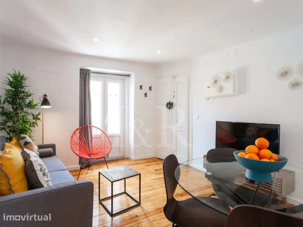 Apartamento T2 duplex remodelado na Mouraria, Lisboa - Grande imagem: 2/23