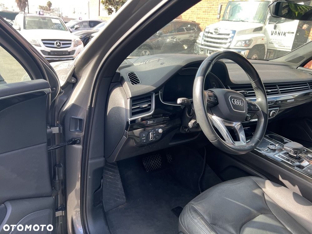 Audi Q7 3.0 TFSI Quattro Tiptronic - 13