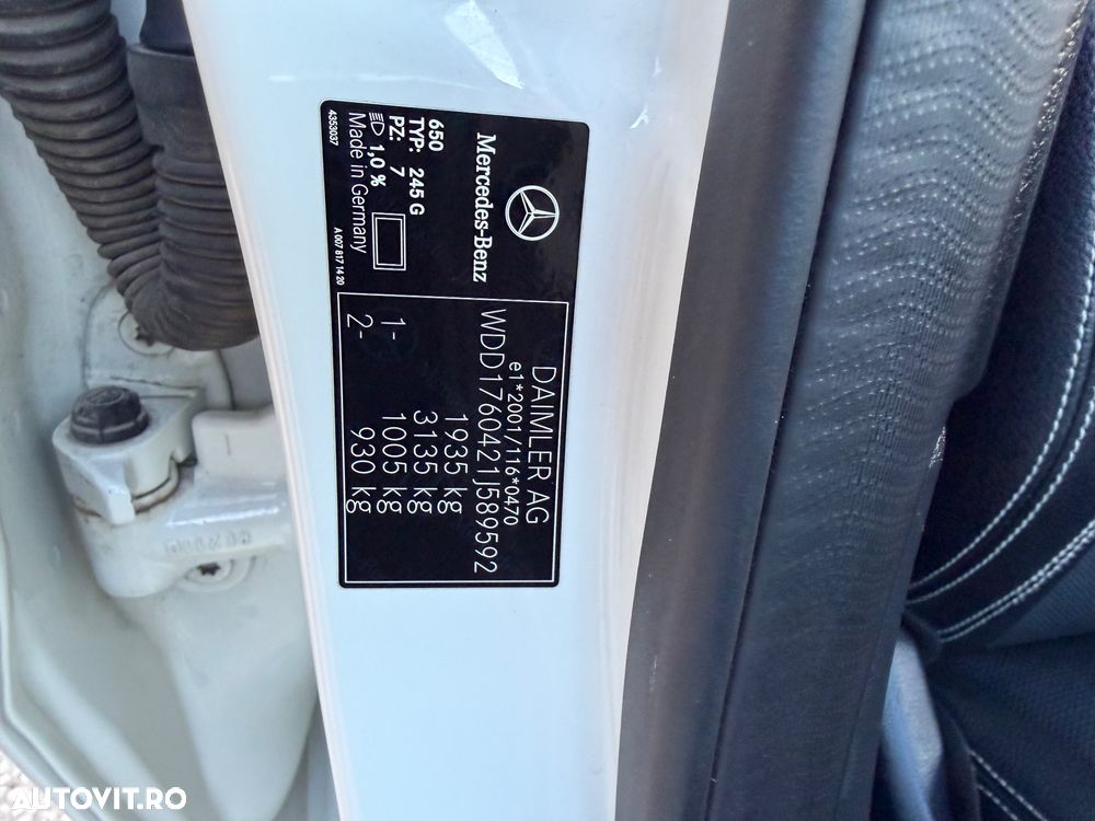 Mercedes-Benz A 180 - 40