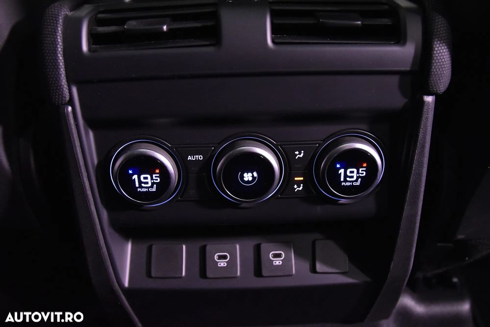 Land Rover Defender - 20