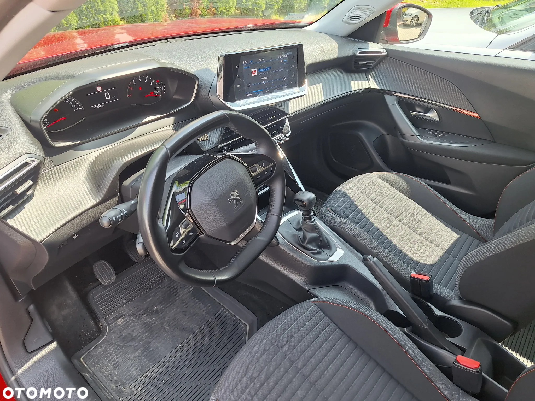 Peugeot 2008 1.2 PureTech Active S&S - 5