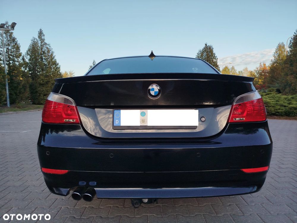 BMW Seria 5 520i - 15