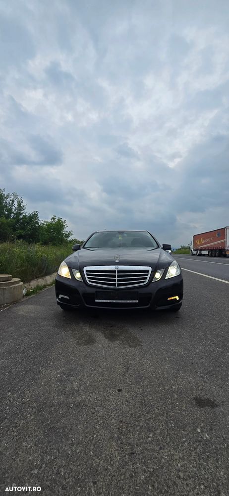 Mercedes-Benz E - 6