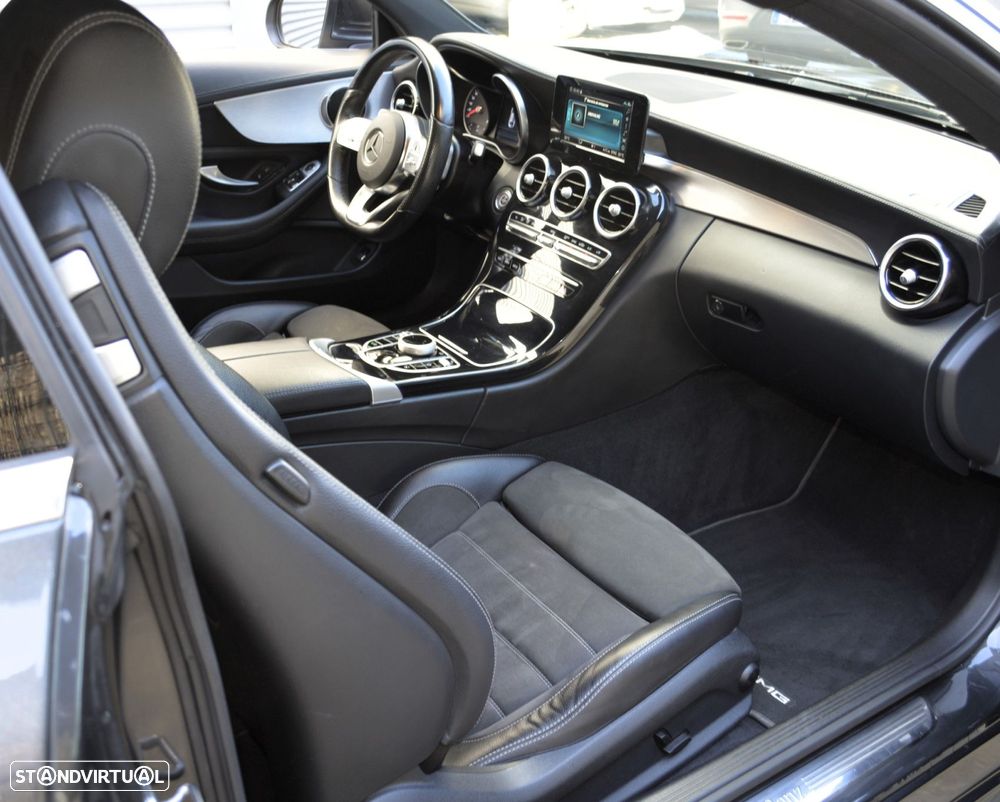 Mercedes-Benz C 300 AMG Line - 33