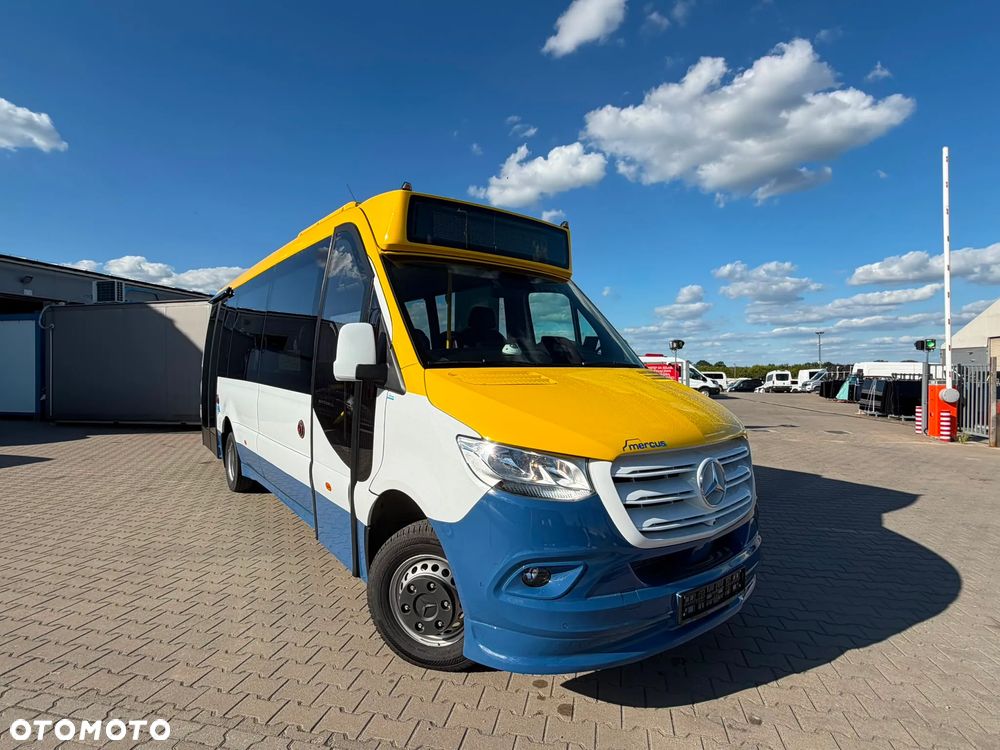 Mercedes-Benz Sprinter 517 - 1